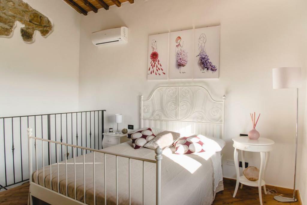 Il Fienile Di Tigliano Villa Vinci Exterior photo